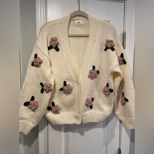 NWT Luna + Ivy Anthropologie Size S Cream Lavender Cardigan 3D Appliqué Flowers